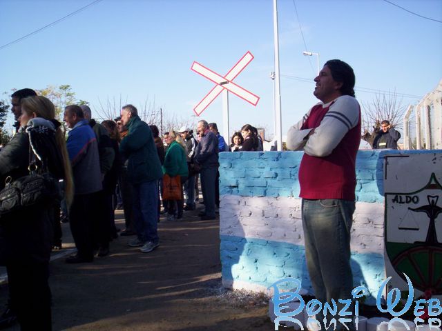 Inauguración de Barrera en Calle Defensa - Aldo Bonzi - Bonziweb