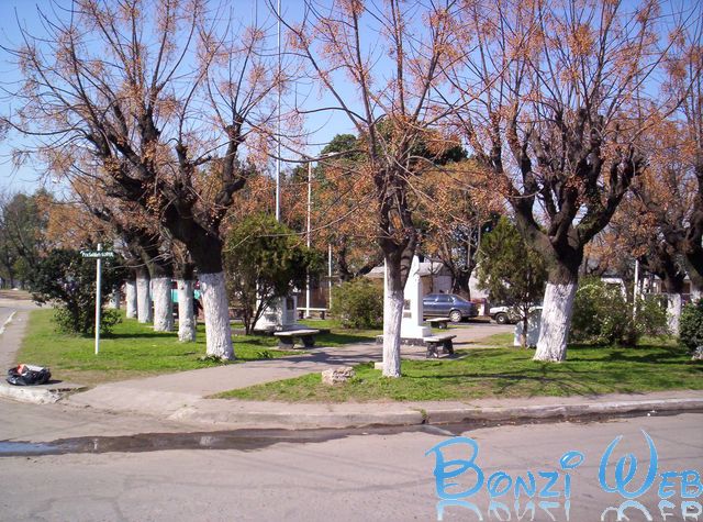 Plaza Soldado Soria (Aldo Bonzi)